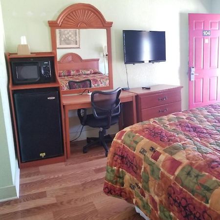 Budget Inn Magnolia Екстериор снимка